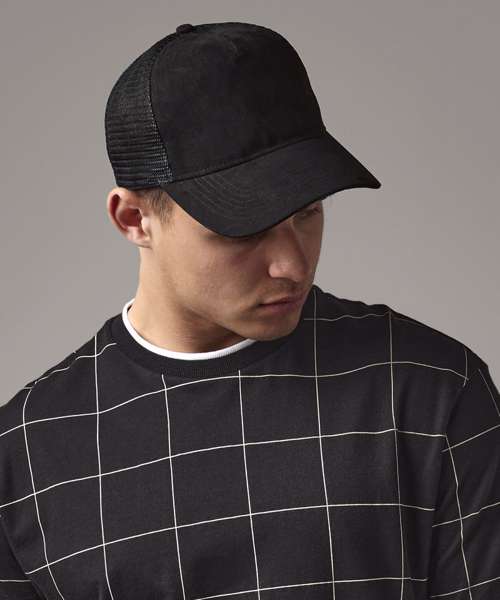 Suede snapback trucker